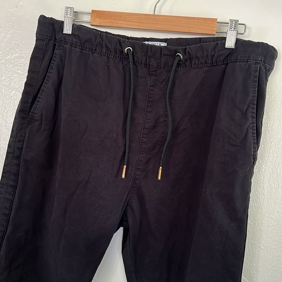 Men’s Joggers - Picture 2 of 5
